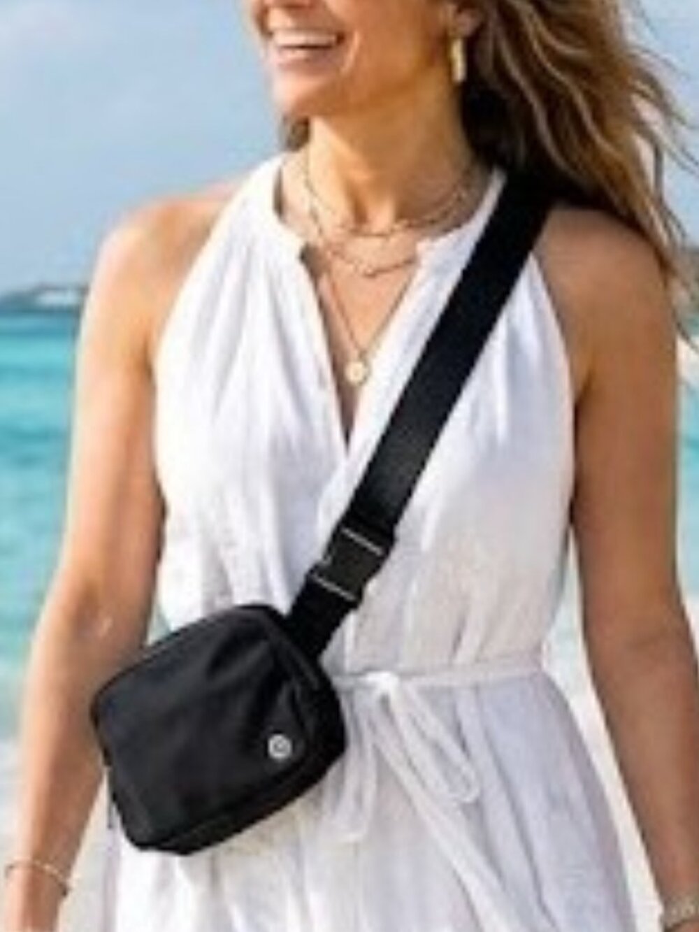 Lululemon Everywhere Belt Bag Black Silver Metal Logo